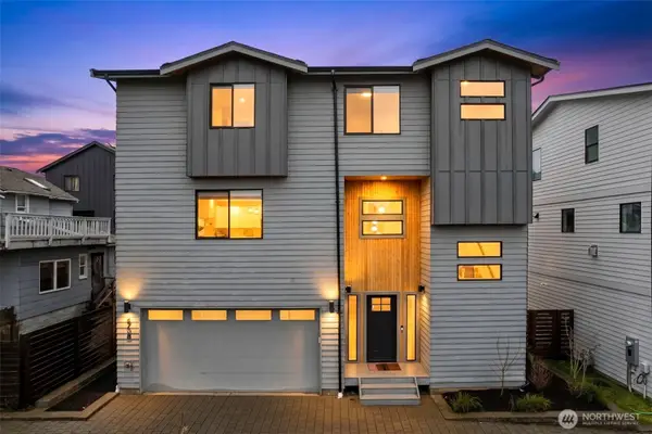 6738 21st Avenue Sw, Seattle, WA 98106