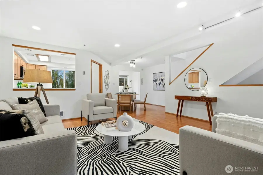 726 N 94th Street #B, Seattle, WA 98103 - #3