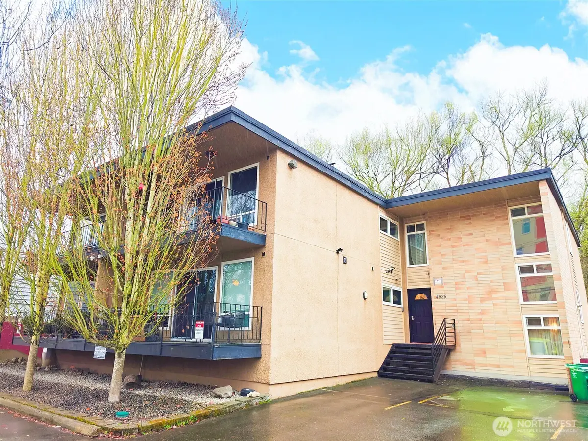4525 S Henderson Street #103, Seattle, WA 98118 - #1