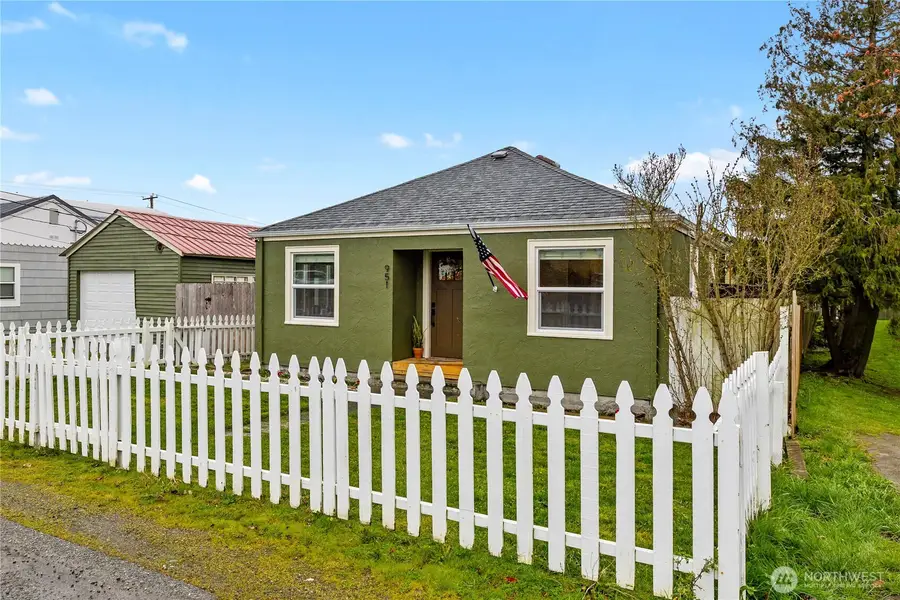 951 SE Dock Street, Oak Harbor, WA 98277 - #3