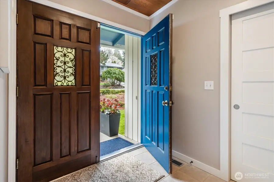 19321 Kenlake Place Ne, Kenmore, WA 98028 - #2