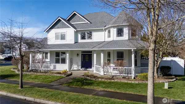 2194 Forrest Place, Dupont, WA 98327