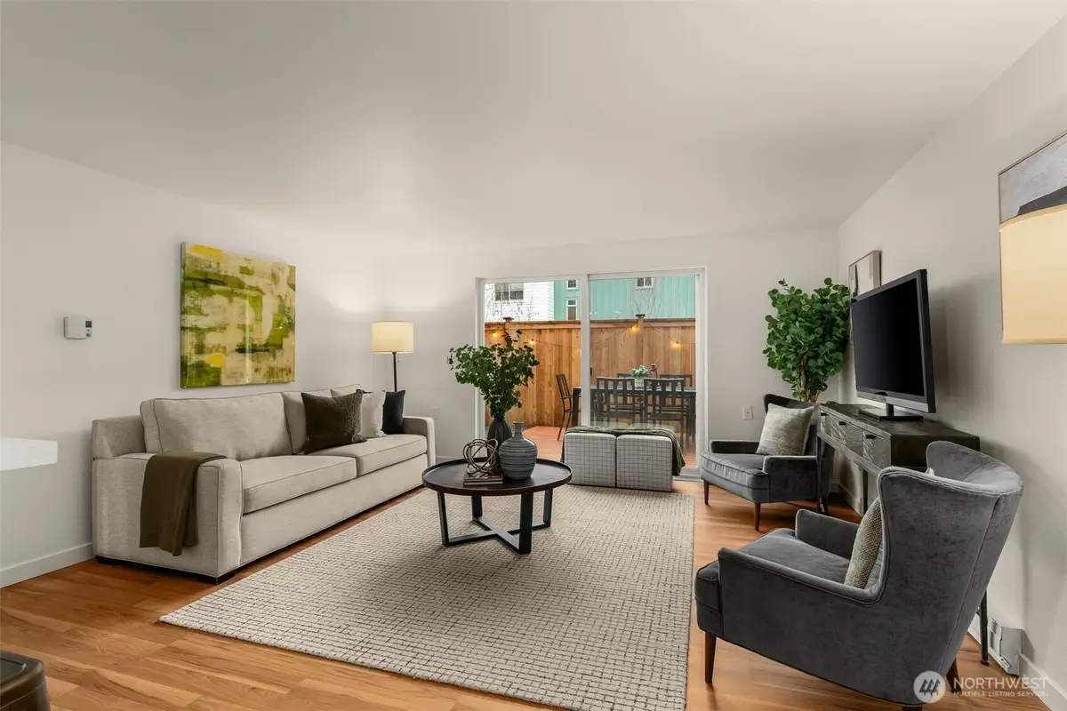 845 NE 125th Street #103, Seattle, WA 98125 - #1