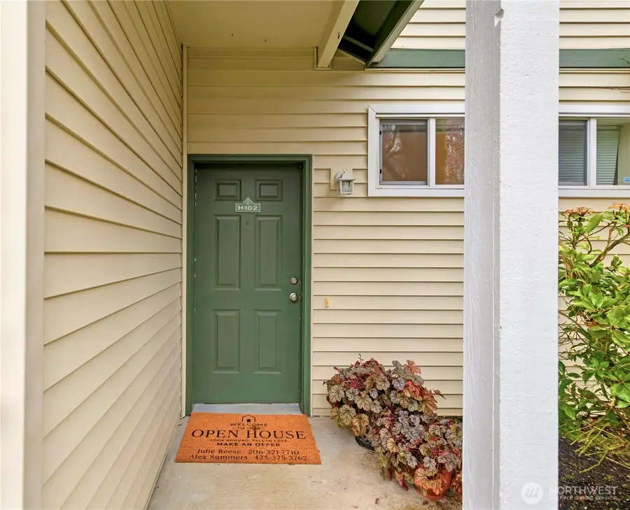 12530 Admiralty Way #H102, Everett, WA 98204 - #3