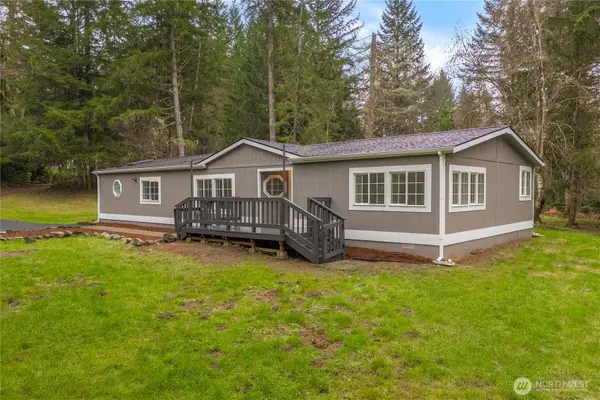 3643 SE Engledow Lane, Port Orchard, WA 98367