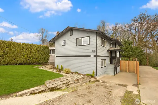 5306 26th Avenue S, Seattle, WA 98110