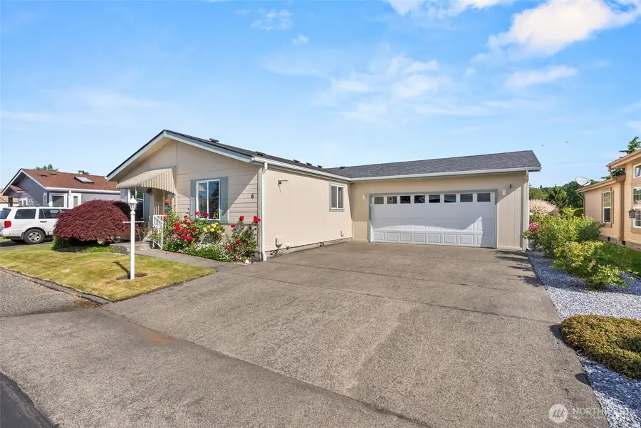 1918 Harrison Avenue #6, Centralia, WA 98531 - #2