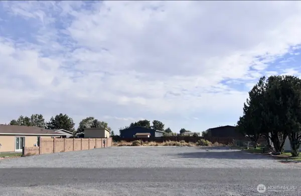 321 Spring Circle Sw #248, Mattawa, WA 99349