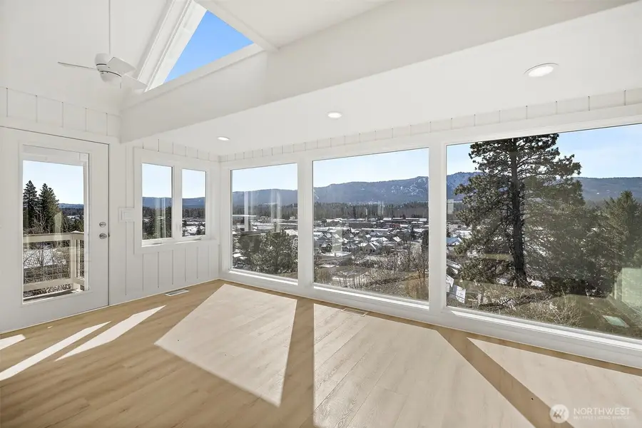 205 W 5th Street, Cle Elum, WA 98922 - #2