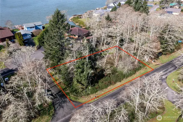 698 Fern Court Se #52, Ocean Shores, WA 98569