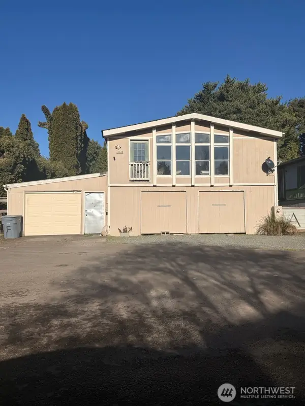 14003 70th Street E, Sumner, WA 98390