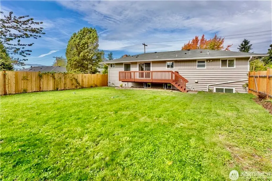 2241 S 252nd Street, Des Moines, WA 98198 - #3