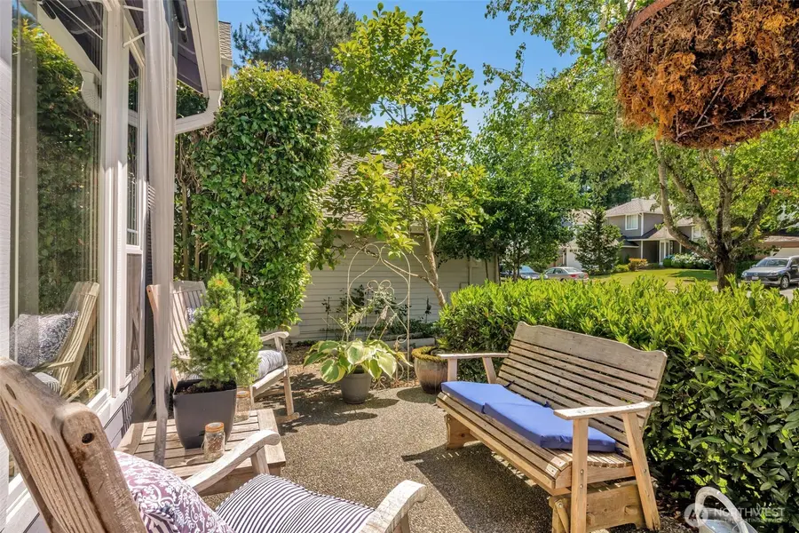 24310 SE 34th Place, Sammamish, WA 98029 - #3