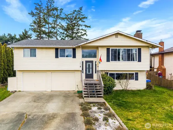 587 NW Fairhaven Drive, Oak Harbor, WA 98277