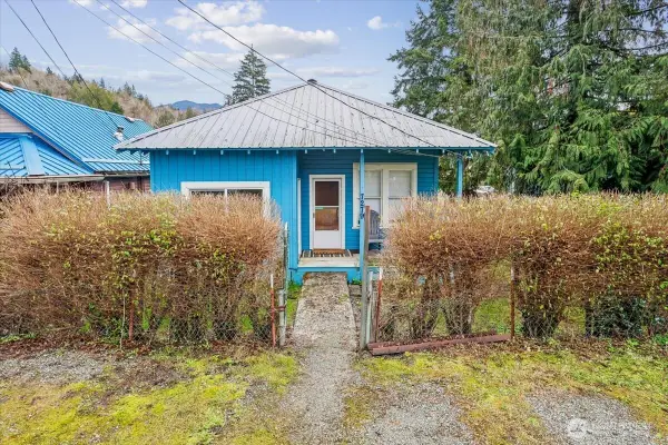7279 B Avenue, Concrete, WA 98237