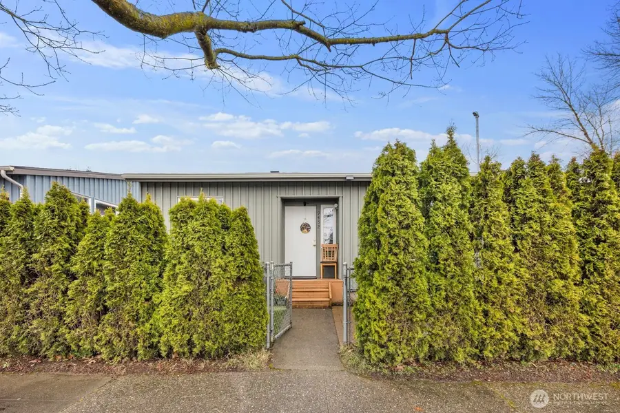 9452 25th Avenue Sw, Seattle, WA 98106 - #3