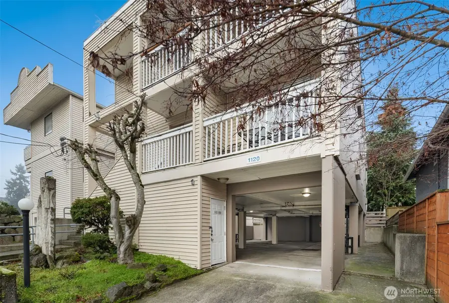 1120 N 91st Street, Seattle, WA 98103 - #3