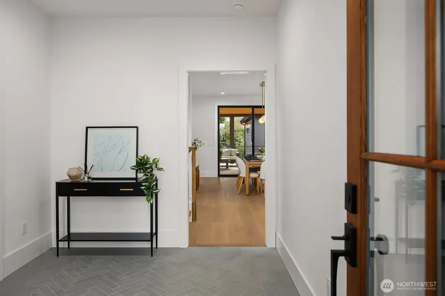 2615 NE 87th Street, Seattle, WA 98115 - #3