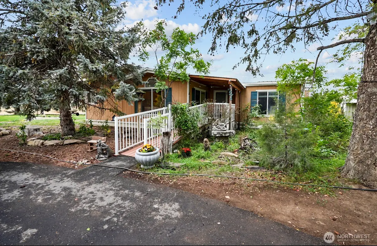 284 NE 18.8 Road, Soap Lake, WA 98851 - #1