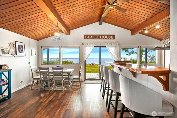 1968 State Route 105, Aberdeen, WA 98520