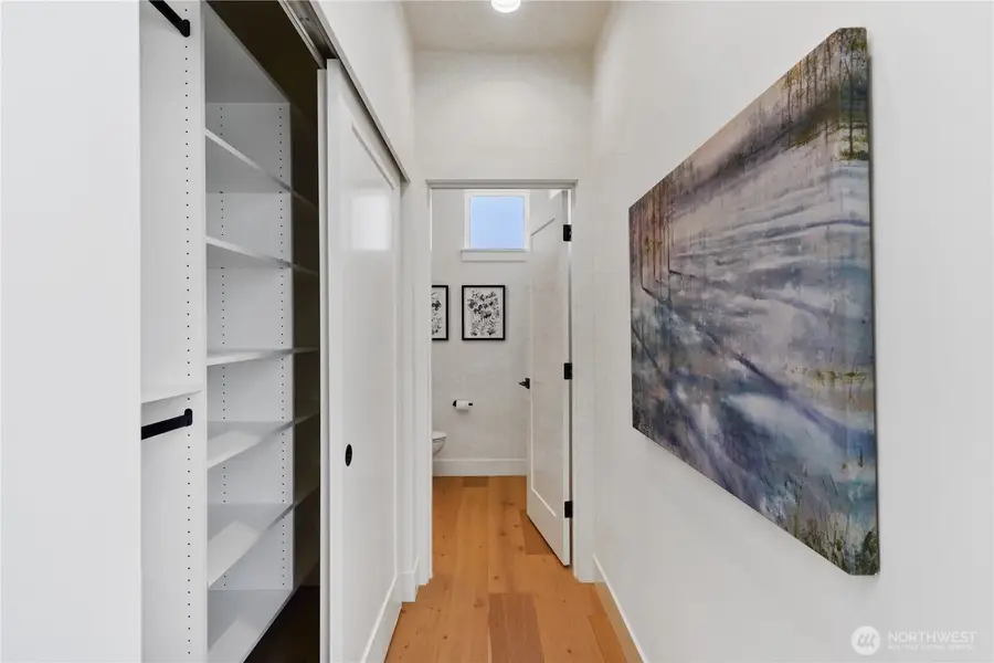 9013 14th Avenue Sw, Seattle, WA 98106 - #3