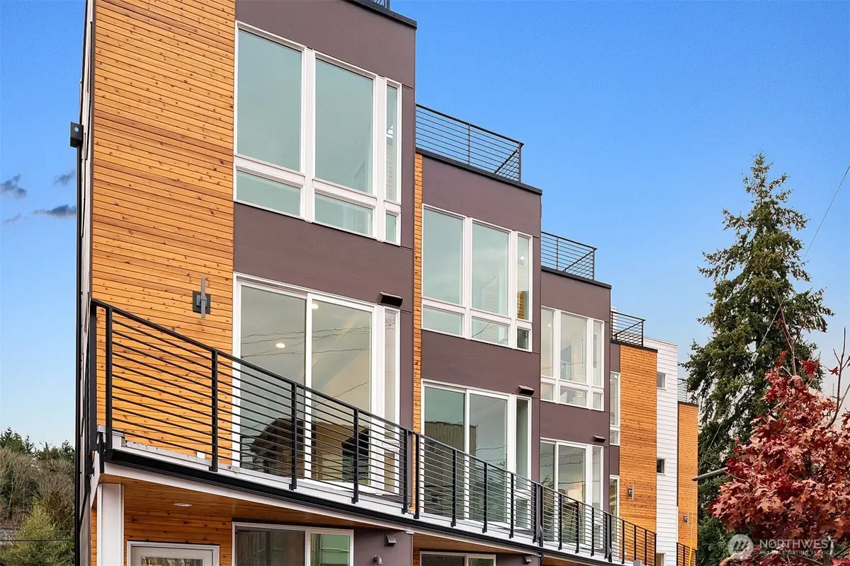 5114 24th Avenue Ne, Seattle, WA 98105 - #1