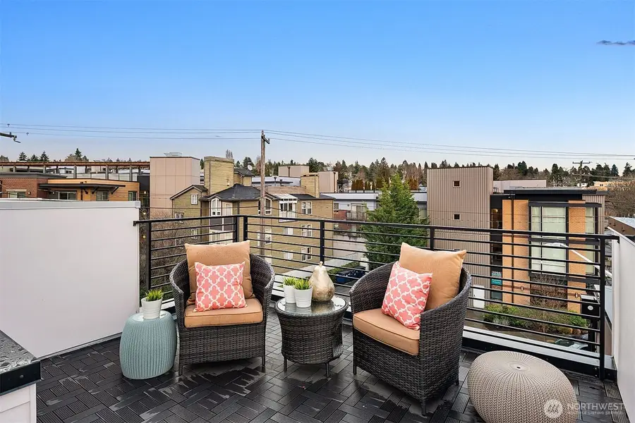 5114 24th Avenue Ne, Seattle, WA 98105 - #3