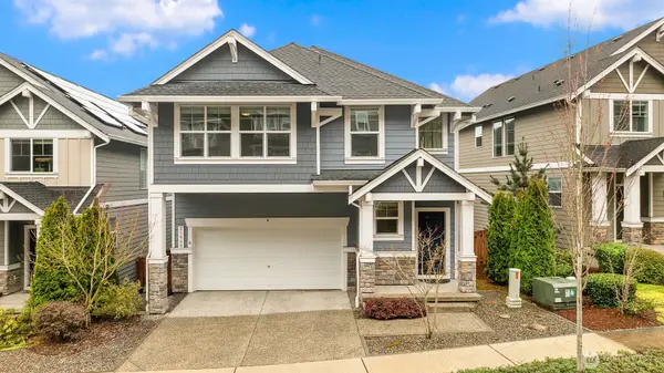 21048 37th Court S #8, SeaTac, WA 98198