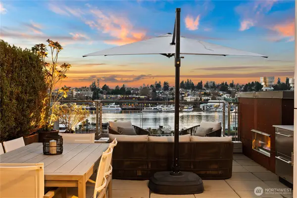 2832 Fairview Avenue E, Seattle, WA 98102