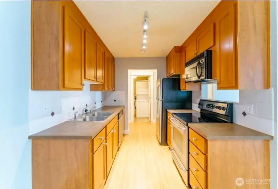 8025 234th Street Sw #103, Edmonds, WA 98026 - #2