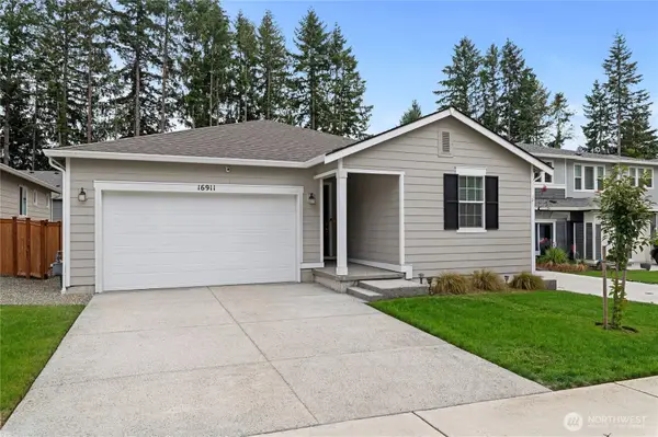 16911 127th Avenue Ct E, Puyallup, WA 98374