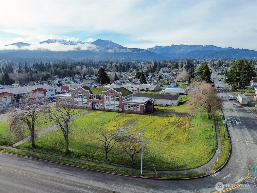 9999 W Eighth Street Dr, Port Angeles, WA 98362 - #3