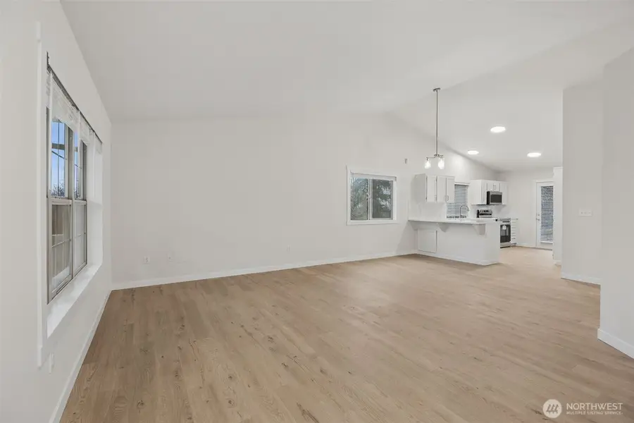 20009 40th Avenue E, Spanaway, WA 98387 - #3