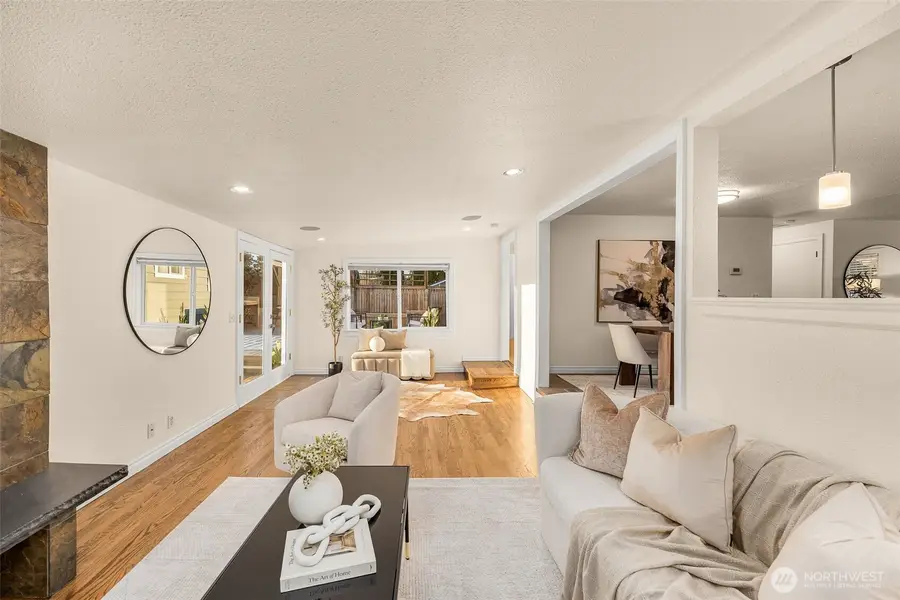 12621 156th Avenue Se, Renton, WA 98059 - #3