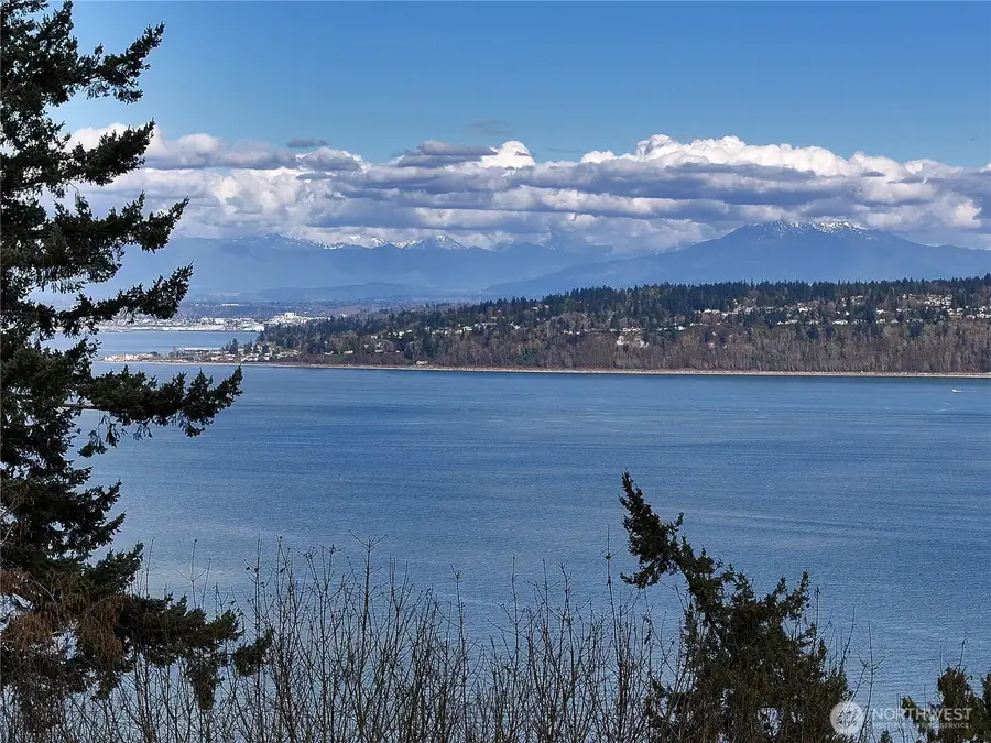 8111 Possession Ridge Lane, Clinton, WA 98236 - #3