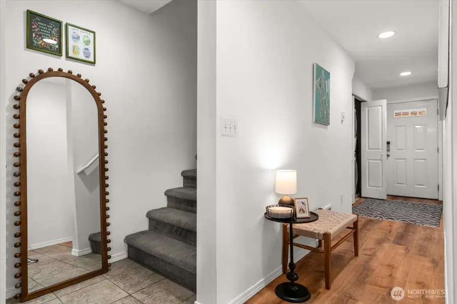 6035 Fauntleroy Way Sw #B, Seattle, WA 98136 - #3