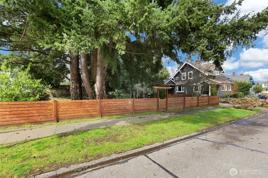 710 S Lawrence Street, Tacoma, WA 98405 - #2
