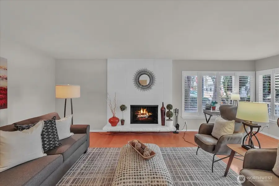 5249 40th Avenue Ne #101, Seattle, WA 98105 - #2