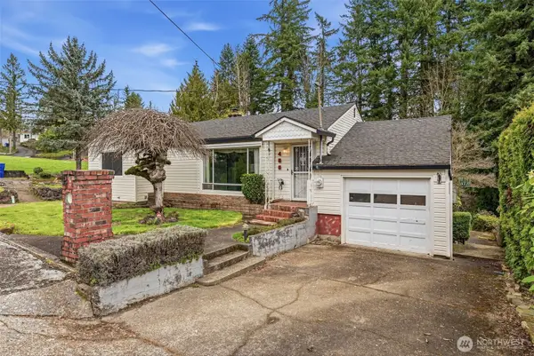 406 N 19th Ave, Kelso, WA 98626