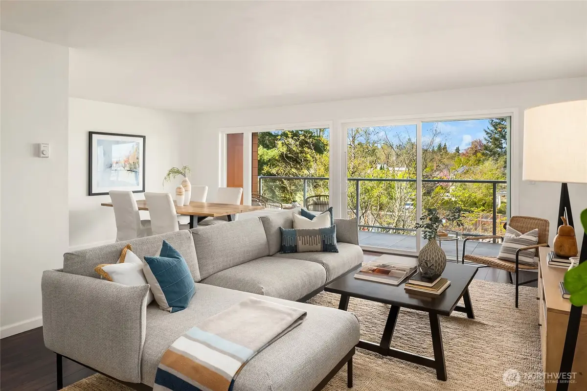 2501 Canterbury Lane E #322, Seattle, WA 98112 - #1