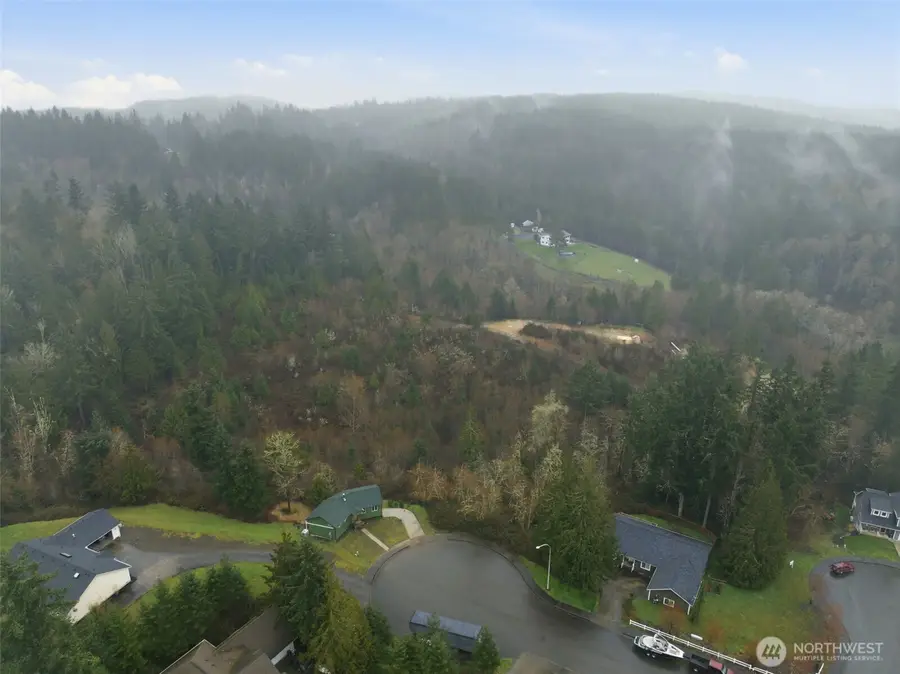 1700 Maple Valley Drive, Centralia, WA 98531 - #2