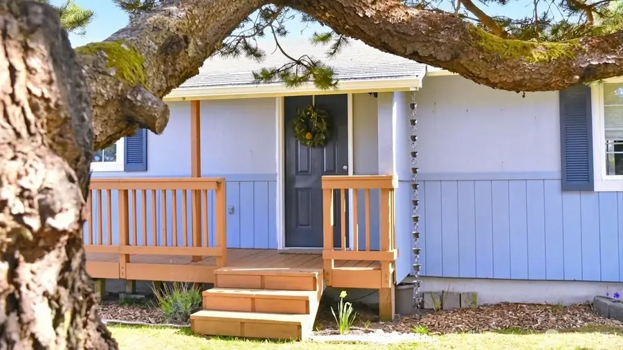 35102 H Place, Ocean Park, WA 98640 - #3