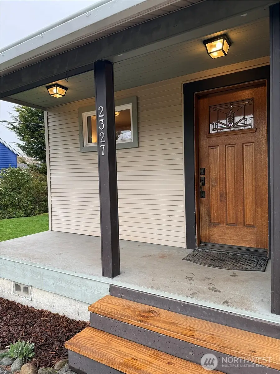 2327 W Mukilteo Boulevard, Everett, WA 98203 - #3