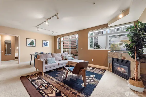 300 110th Avenue Ne #515, Bellevue, WA 98004