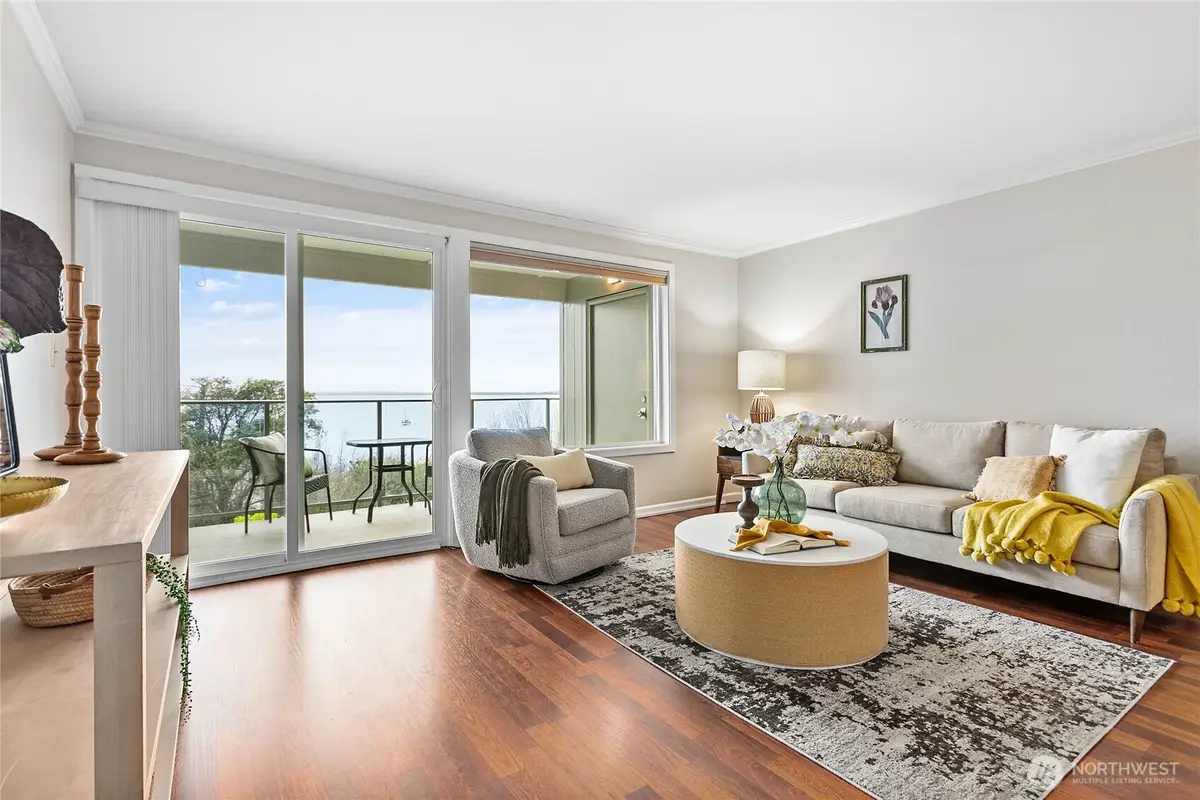 600 S State Street #204, Bellingham, WA 98225 - #1