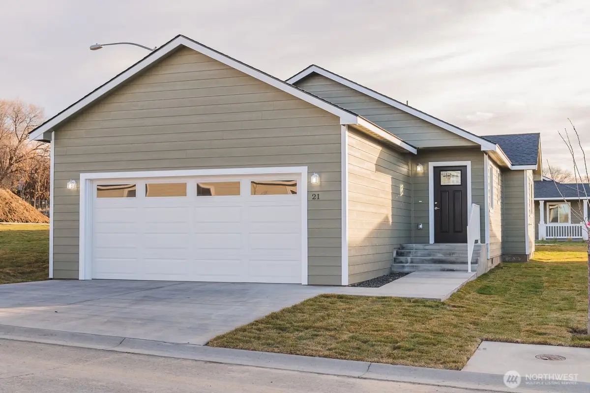 123 E 9th Avenue #57, Moses Lake, WA 98837 - #1