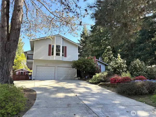 2318 NE Brookview Drive, Vancouver, WA 98686