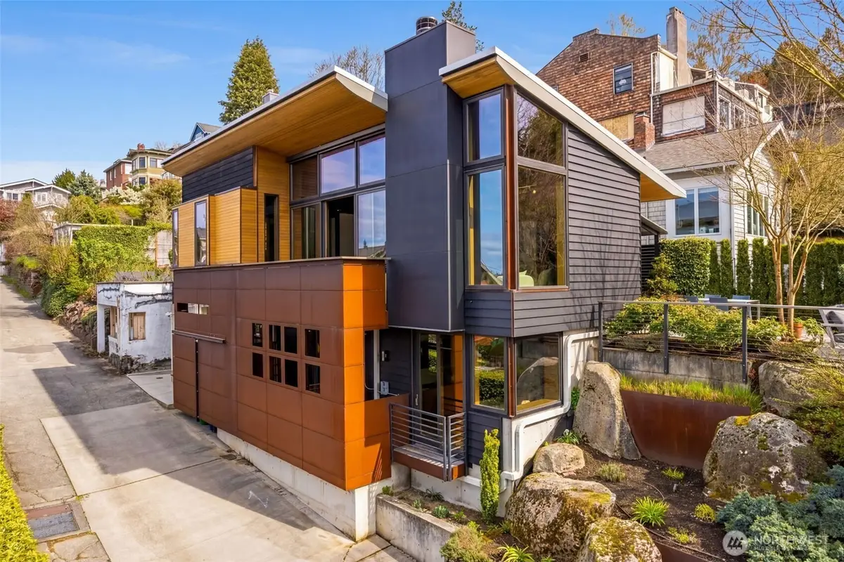 810 W Lee, Seattle, WA 98119 - #1