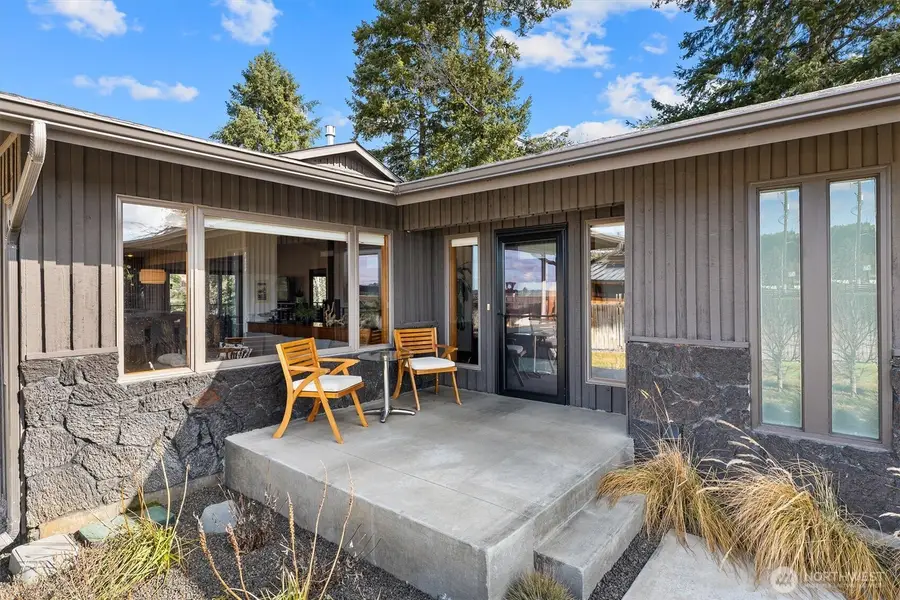 7515 E South Riverway Avenue, Spokane Valley, WA 99212 - #2