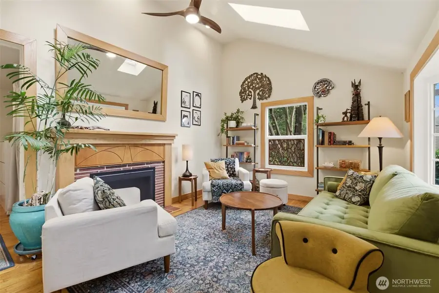 9730 46th Avenue Ne, Seattle, WA 98115 - #2